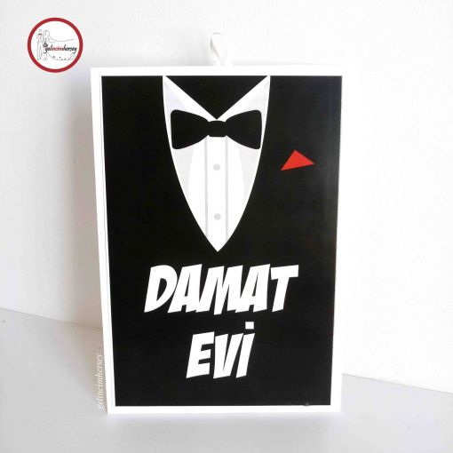 Kapı Süsü & İsimliği Baskı, Kapı Süsü, Bursa Kapı Süsü, Düğün Kapı Süsü, Düğün Evi Kapı Süsü, Gelin Evi Kapı Süsü, Damat Evi Kapı Süsü, Gelin Damat Konsept Çeyiz Kapı Süsleri, Çeyiz Kapı Süsü, Damat Evi Kapı Giydirme, Gelin Evi Kapı Giydirme, Doğum Günü Kapı Süsü, Bekârlığa Veda Kapı Süsü, Parti Kapı Süsü, Kına Kapı Süsü, Sünnet Düğünü Kapı Süsü, Pleksi Kapı Süsü, Vinil Kapı Süsü, Misafir Karşılama Kapı Süsü…